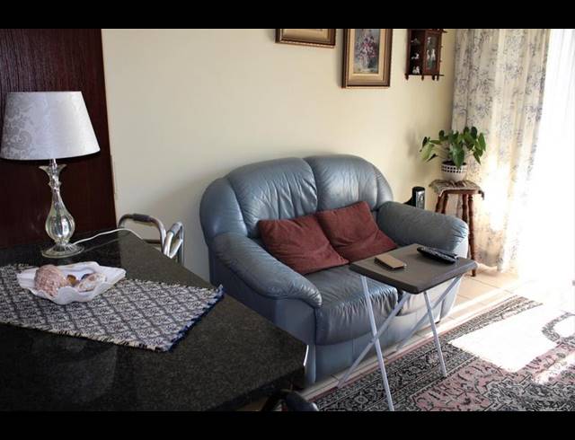 1 BEDROOM APARTMENT FOR SALE IN OLIVEDALE